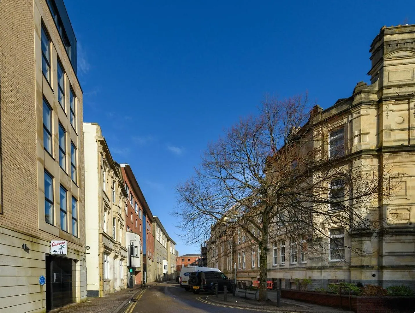 Stylish 3Br Cardiff Apt With Balcony And Parking! 아파트